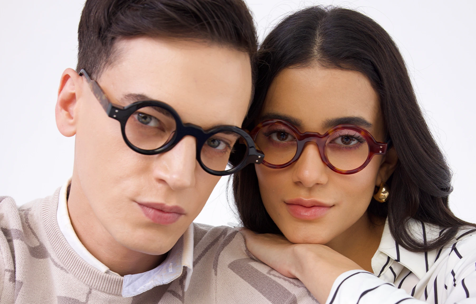 /glasses/linton-black-tortoiseshell-glasses